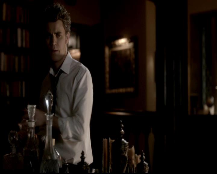 VampireDiariesWorld-dot-org_4x02Memorial1860.jpg