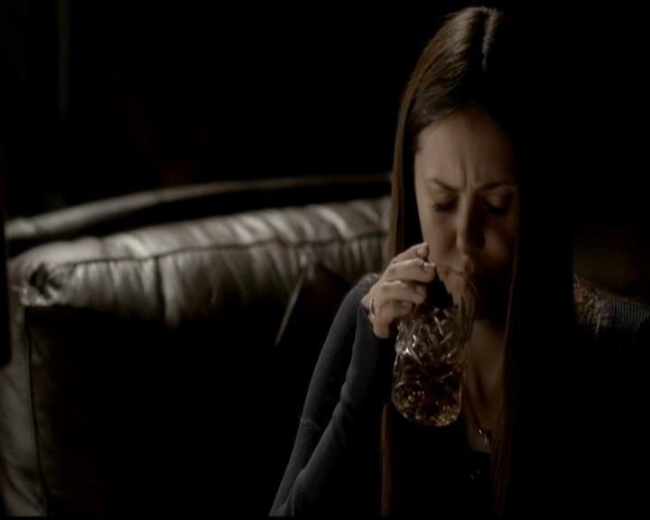 VampireDiariesWorld-dot-org_4x02Memorial1863.jpg