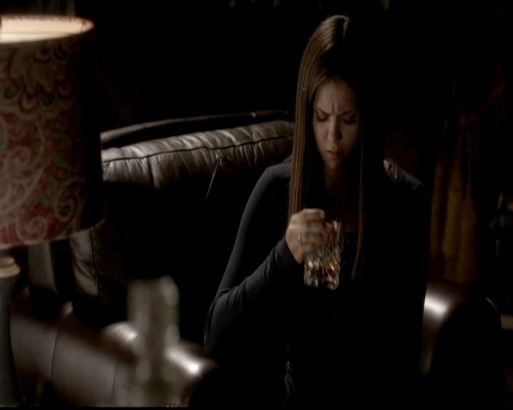 VampireDiariesWorld-dot-org_4x02Memorial1870.jpg