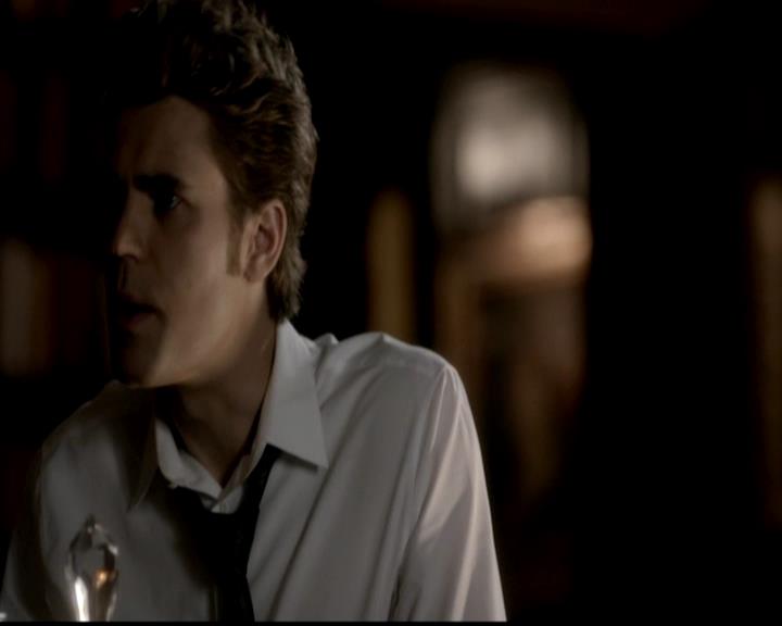 VampireDiariesWorld-dot-org_4x02Memorial1881.jpg