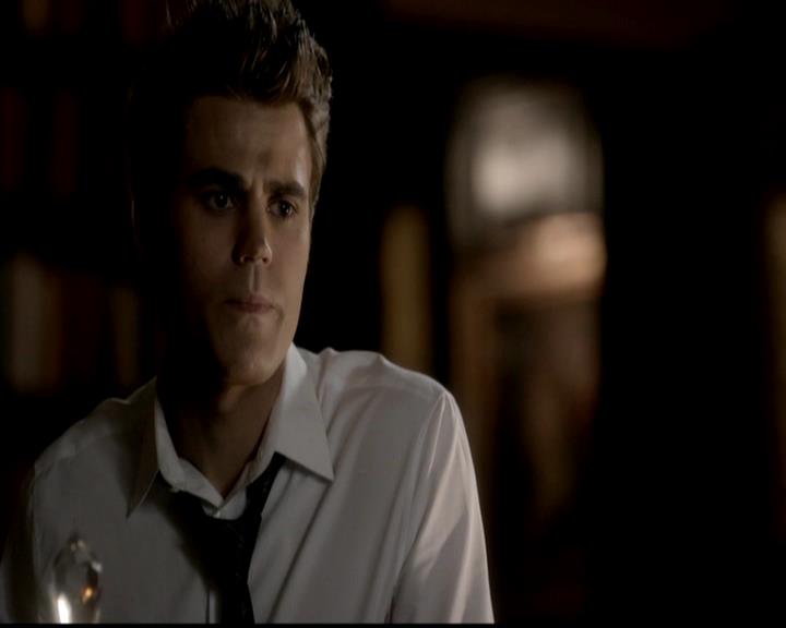 VampireDiariesWorld-dot-org_4x02Memorial1883.jpg