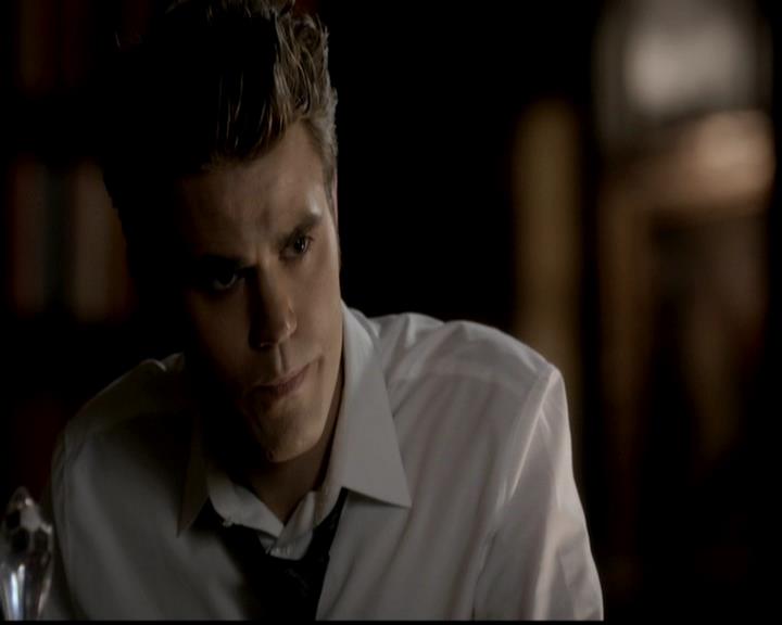 VampireDiariesWorld-dot-org_4x02Memorial1899.jpg