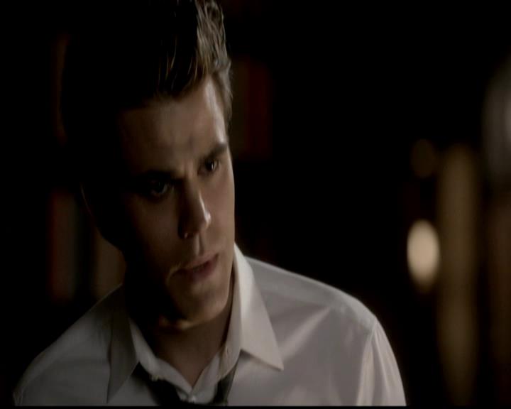 VampireDiariesWorld-dot-org_4x02Memorial1910.jpg