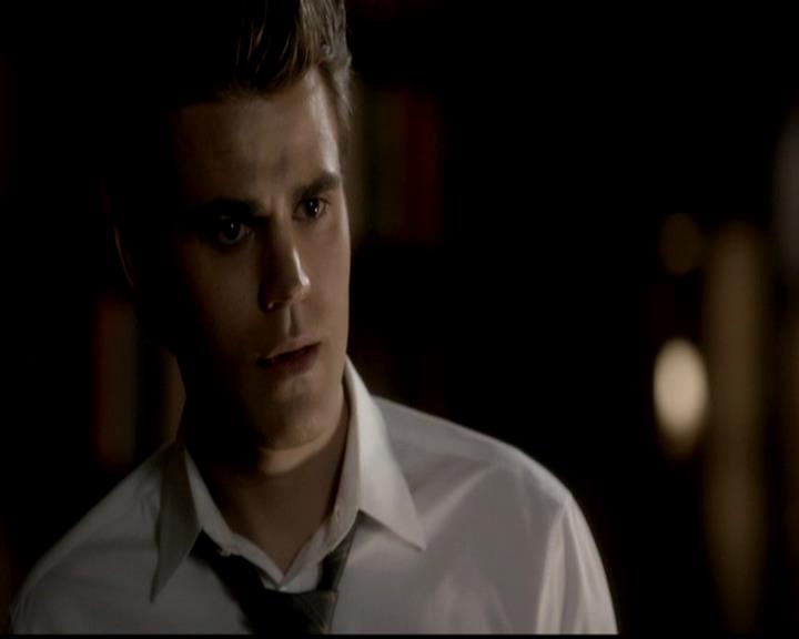 VampireDiariesWorld-dot-org_4x02Memorial1911.jpg