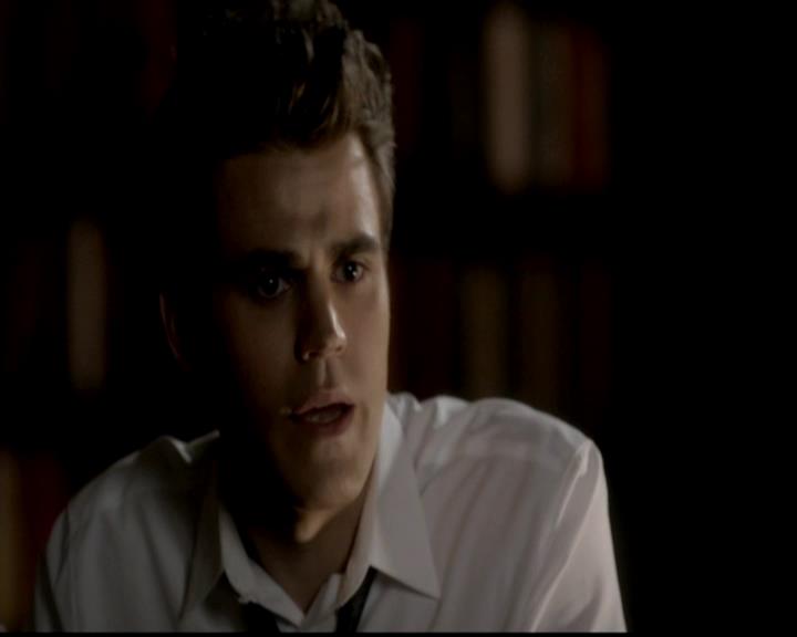 VampireDiariesWorld-dot-org_4x02Memorial1914.jpg