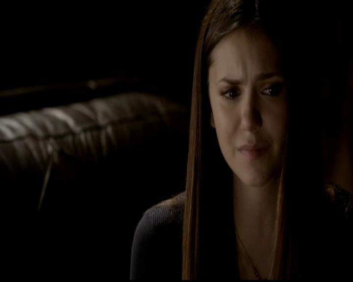 VampireDiariesWorld-dot-org_4x02Memorial1916.jpg