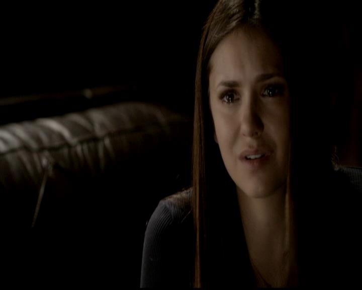 VampireDiariesWorld-dot-org_4x02Memorial1918.jpg