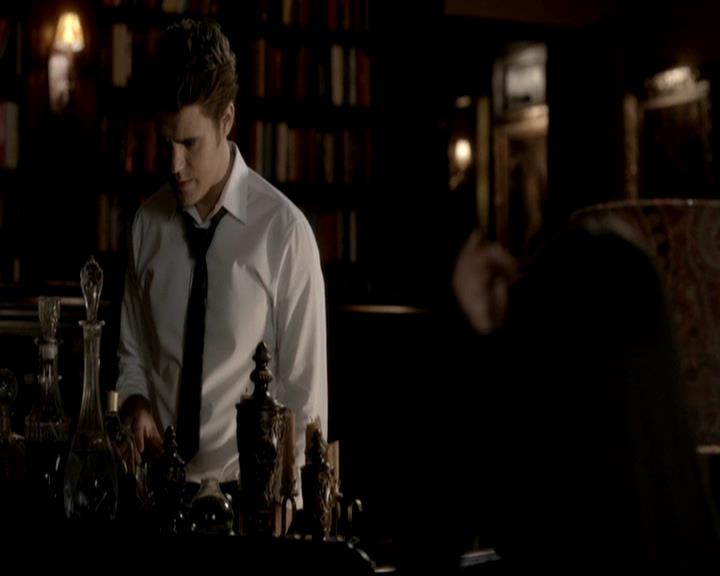 VampireDiariesWorld-dot-org_4x02Memorial1928.jpg