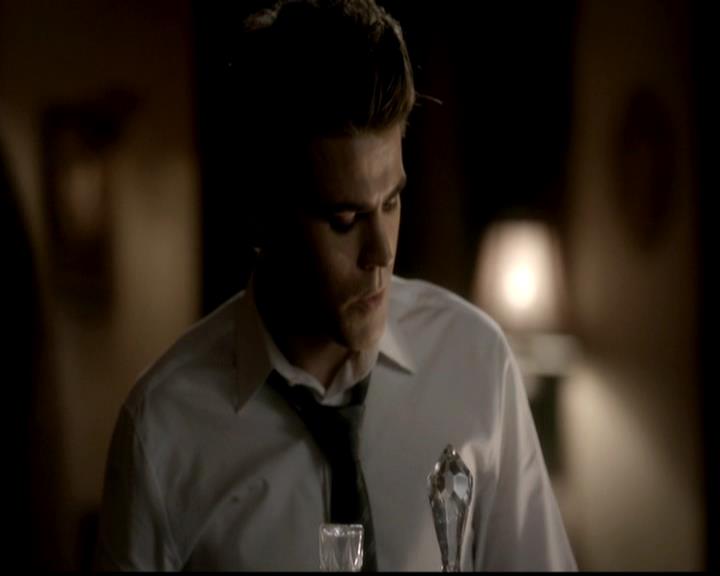 VampireDiariesWorld-dot-org_4x02Memorial1931.jpg