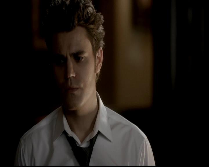 VampireDiariesWorld-dot-org_4x02Memorial1940.jpg