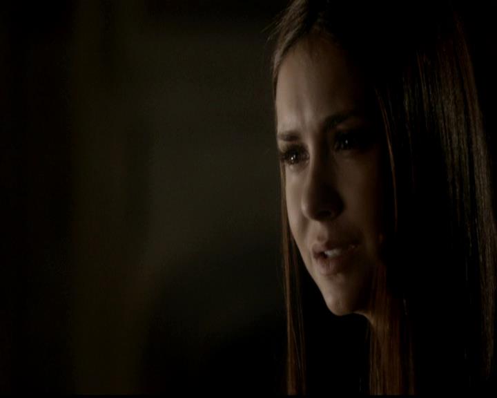 VampireDiariesWorld-dot-org_4x02Memorial1945.jpg