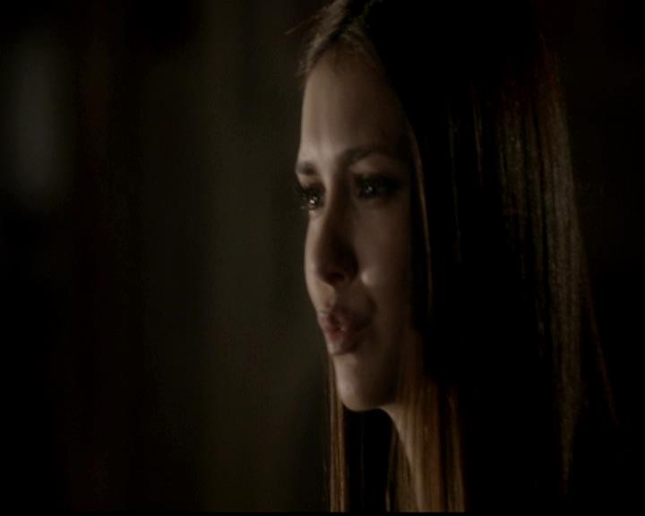 VampireDiariesWorld-dot-org_4x02Memorial1948.jpg