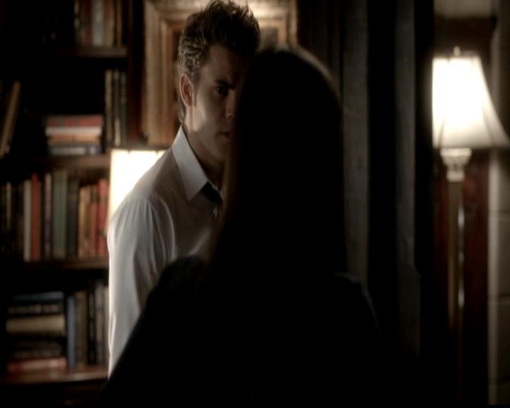 VampireDiariesWorld-dot-org_4x02Memorial1950.jpg