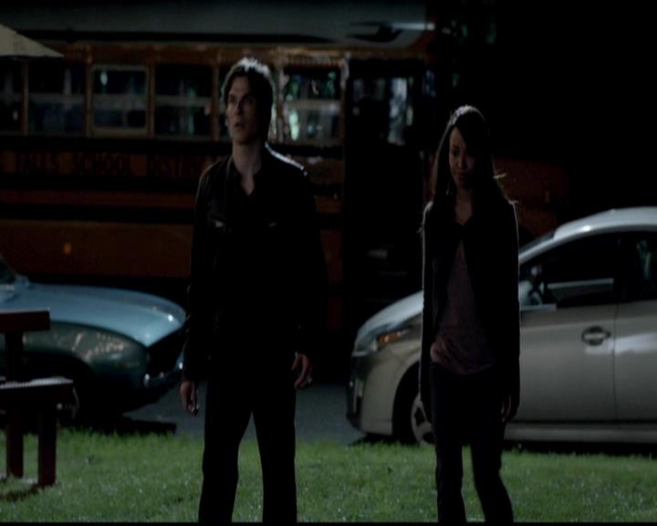 VampireDiariesWorld-dot-org_4x02Memorial1978.jpg