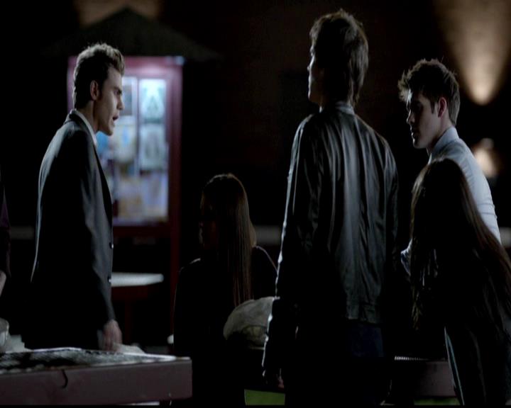 VampireDiariesWorld-dot-org_4x02Memorial1993.jpg