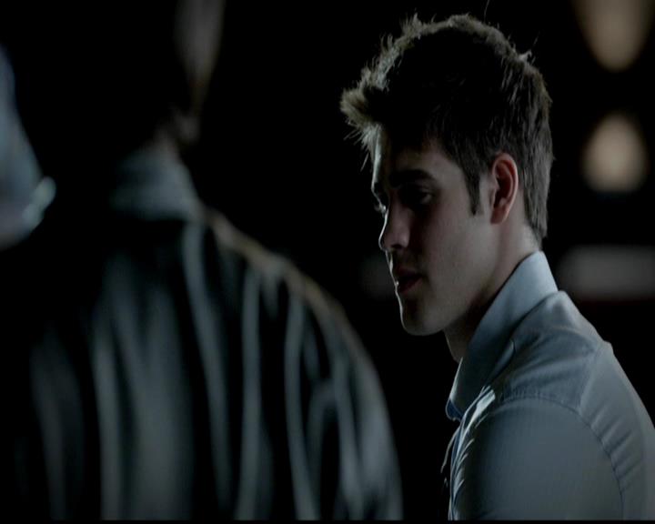 VampireDiariesWorld-dot-org_4x02Memorial1994.jpg