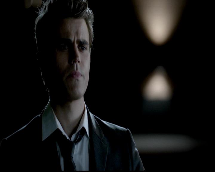 VampireDiariesWorld-dot-org_4x02Memorial2020.jpg