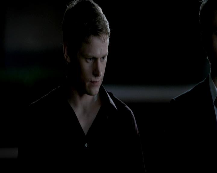 VampireDiariesWorld-dot-org_4x02Memorial2034.jpg