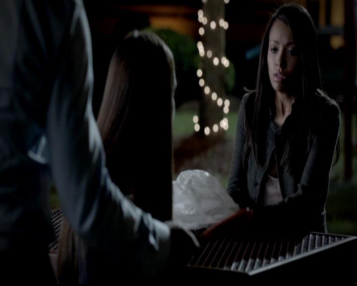 VampireDiariesWorld-dot-org_4x02Memorial2084.jpg