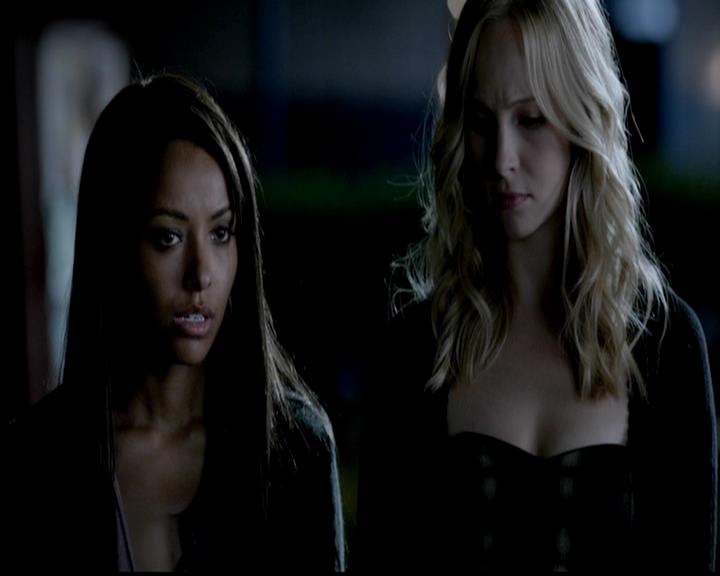 VampireDiariesWorld-dot-org_4x02Memorial2093.jpg