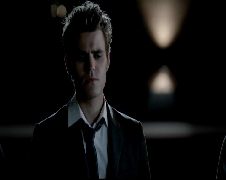 VampireDiariesWorld-dot-org_4x02Memorial2098.jpg