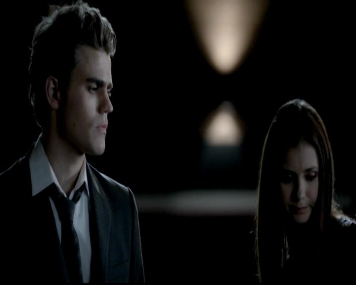 VampireDiariesWorld-dot-org_4x02Memorial2107.jpg