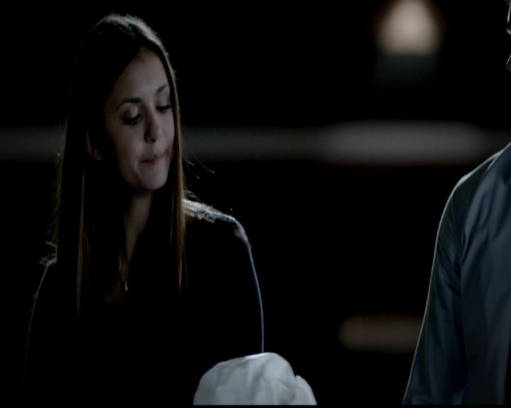 VampireDiariesWorld-dot-org_4x02Memorial2110.jpg