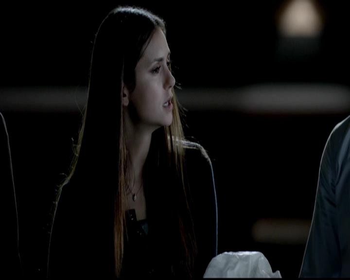 VampireDiariesWorld-dot-org_4x02Memorial2112.jpg