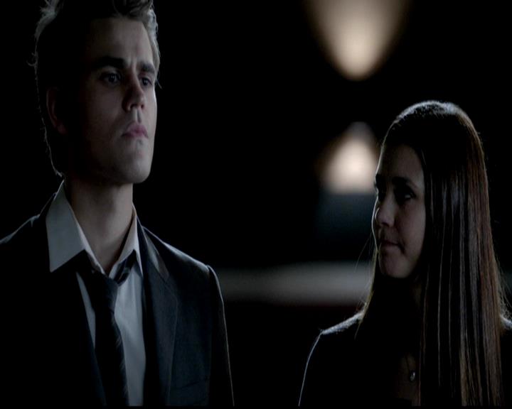 VampireDiariesWorld-dot-org_4x02Memorial2123.jpg