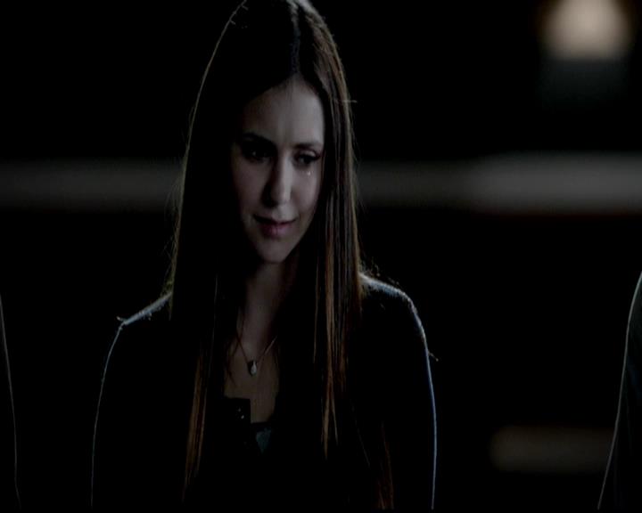 VampireDiariesWorld-dot-org_4x02Memorial2125.jpg