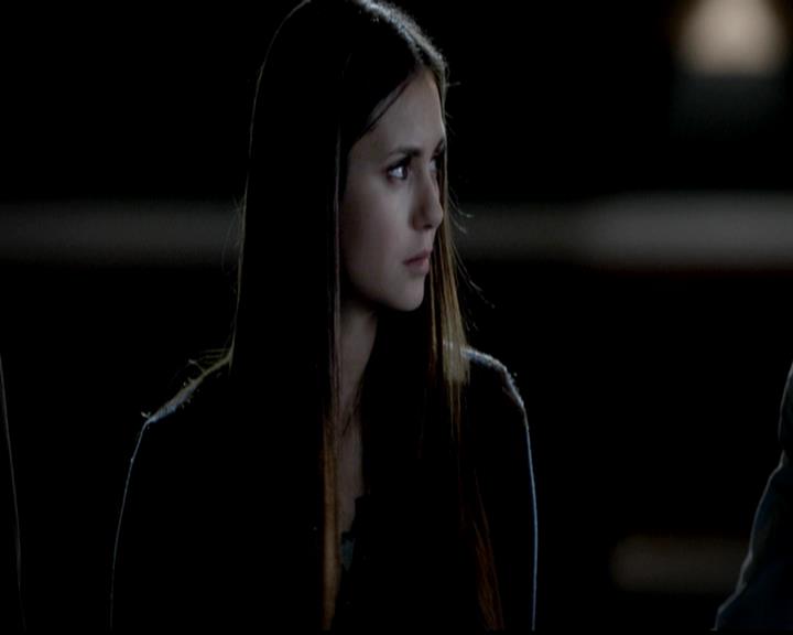 VampireDiariesWorld-dot-org_4x02Memorial2127.jpg