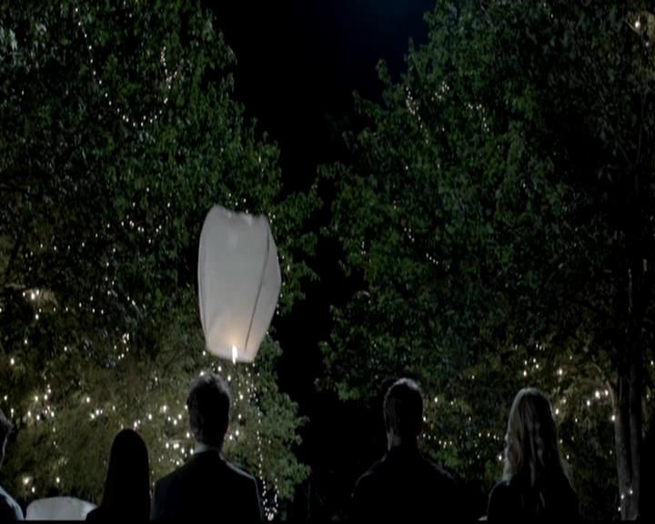 VampireDiariesWorld-dot-org_4x02Memorial2133.jpg