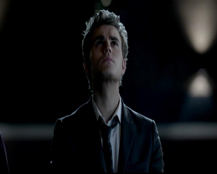 VampireDiariesWorld-dot-org_4x02Memorial2147.jpg