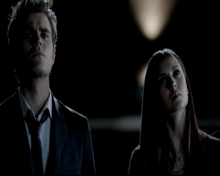 VampireDiariesWorld-dot-org_4x02Memorial2156.jpg