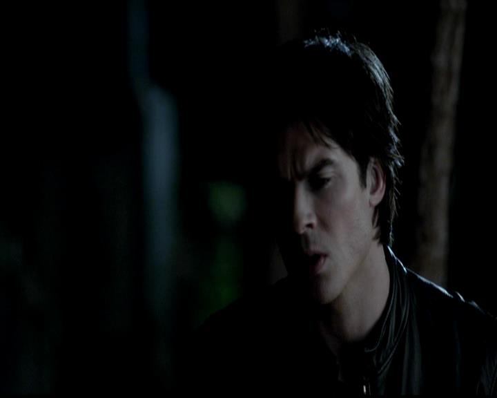 VampireDiariesWorld-dot-org_4x02Memorial2173.jpg