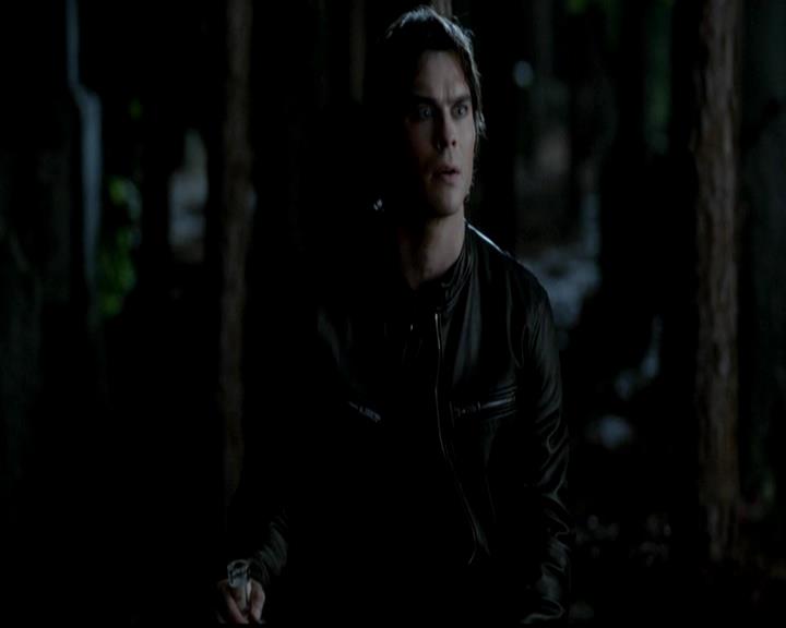 VampireDiariesWorld-dot-org_4x02Memorial2185.jpg