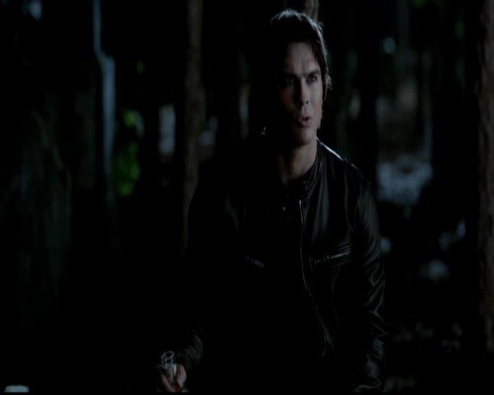 VampireDiariesWorld-dot-org_4x02Memorial2187.jpg