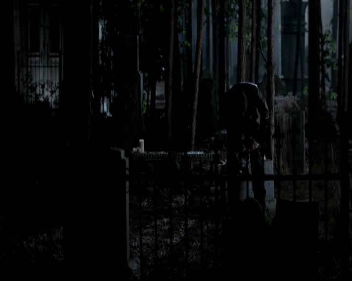 VampireDiariesWorld-dot-org_4x02Memorial2222.jpg