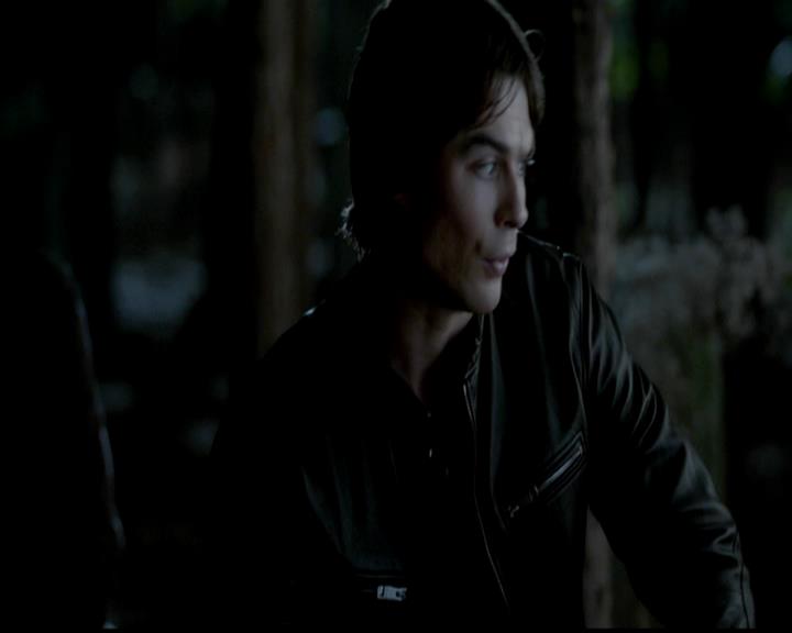 VampireDiariesWorld-dot-org_4x02Memorial2236.jpg