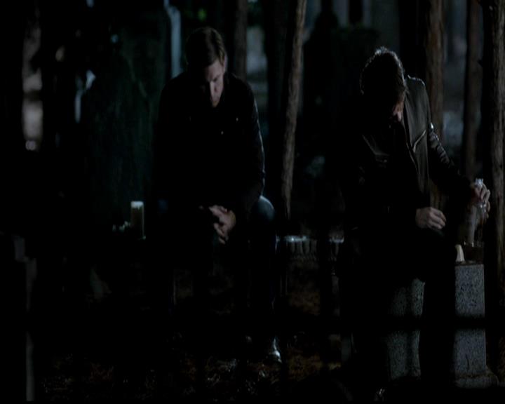 VampireDiariesWorld-dot-org_4x02Memorial2251.jpg