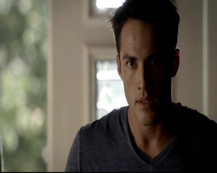 VampireDiariesWorld-dot-org_4x03TheRager0324.jpg