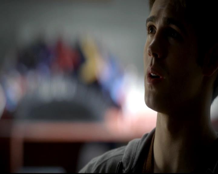 VampireDiariesWorld-dot-org_4x03TheRager0506.jpg