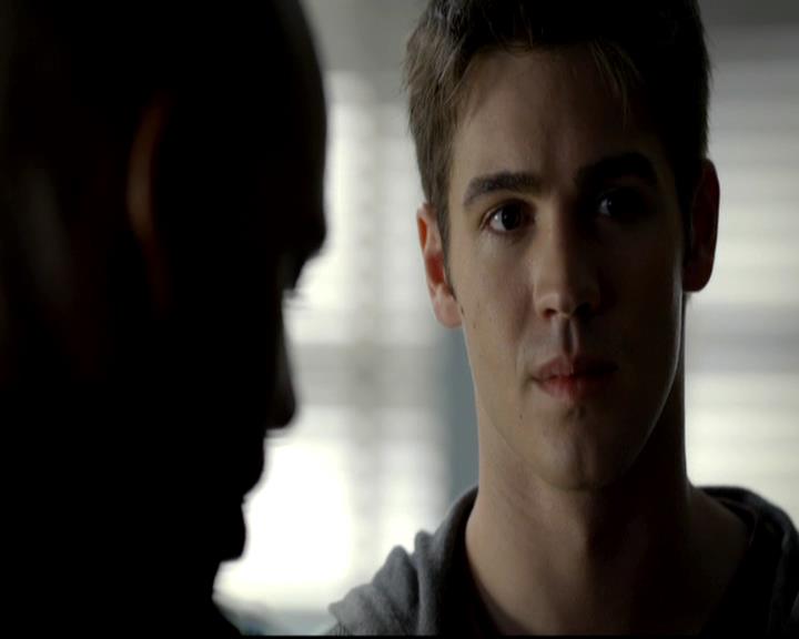 VampireDiariesWorld-dot-org_4x03TheRager0526.jpg