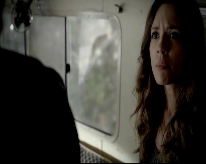 VampireDiariesWorld-dot-org_4x03TheRager0735.jpg