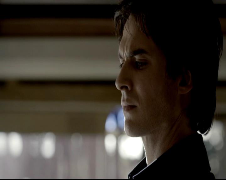 VampireDiariesWorld-dot-org_4x03TheRager0810.jpg