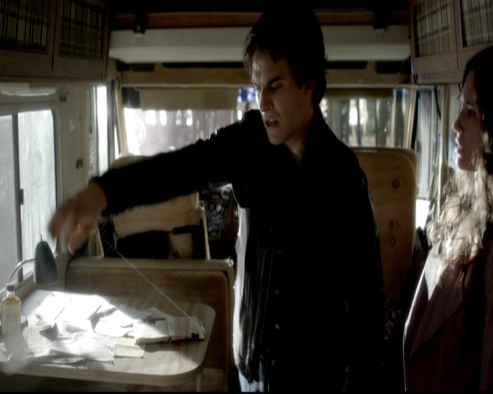 VampireDiariesWorld-dot-org_4x03TheRager0819.jpg