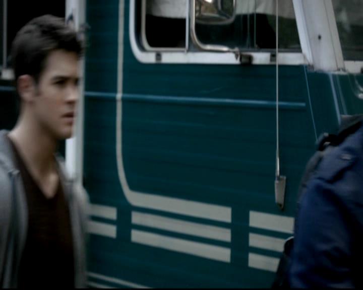 VampireDiariesWorld-dot-org_4x03TheRager1000.jpg