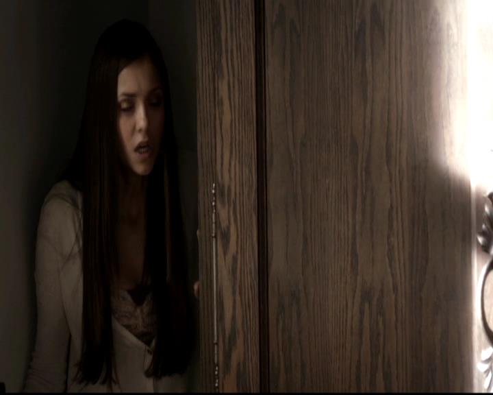 VampireDiariesWorld-dot-org_4x03TheRager1219.jpg