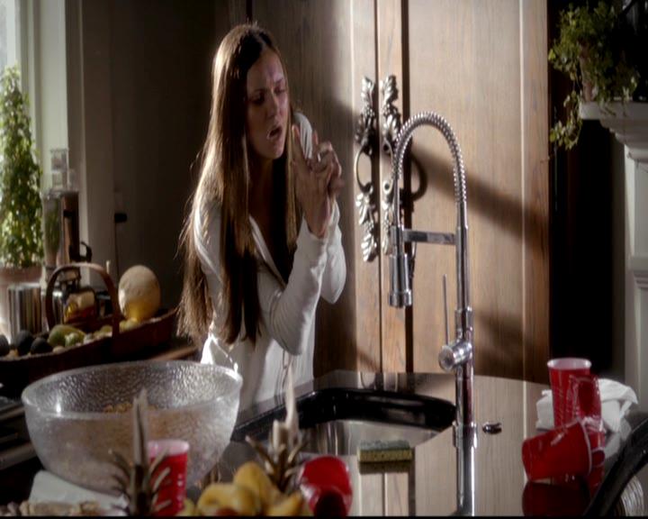 VampireDiariesWorld-dot-org_4x03TheRager1235.jpg