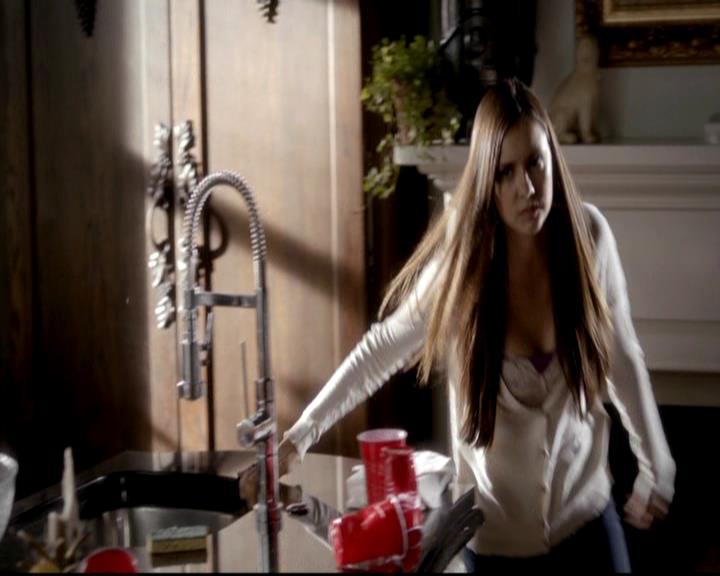 VampireDiariesWorld-dot-org_4x03TheRager1242.jpg